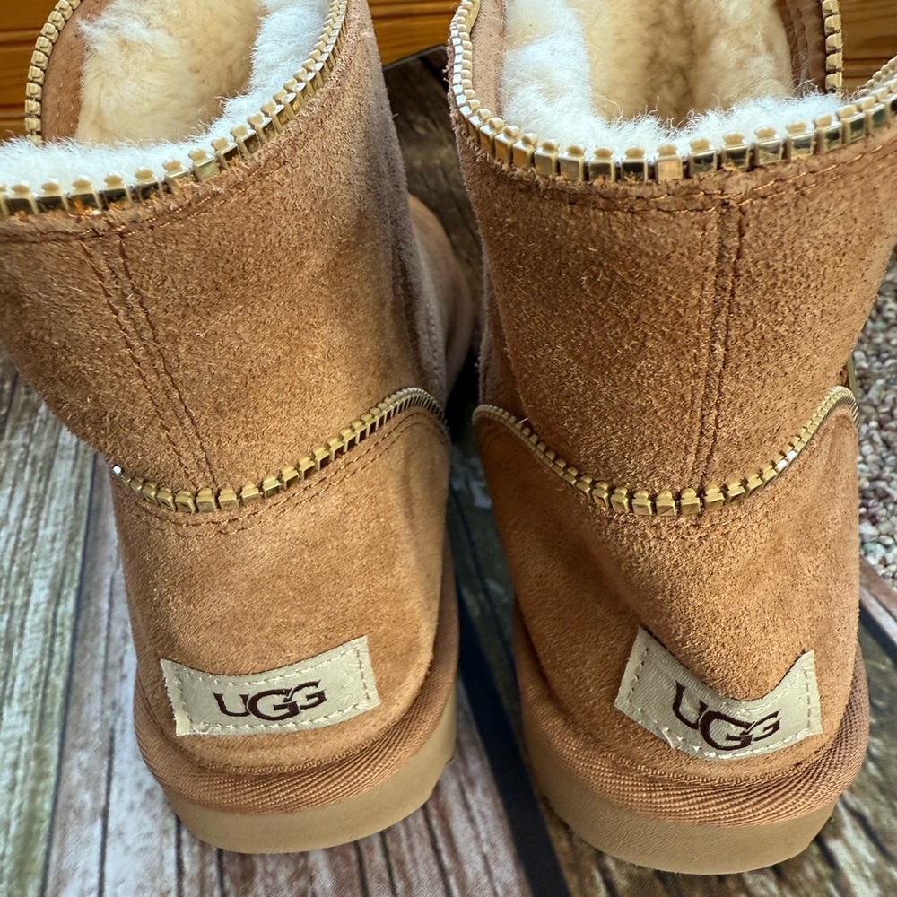 Ugg Florence Mini Boot - image 3